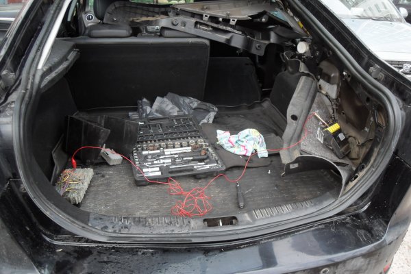 Ремонт Ford Mondeo 4 2008. Автомобиль не запускается. Не включается зажигание. Не работает блокиратор руля ESCL
