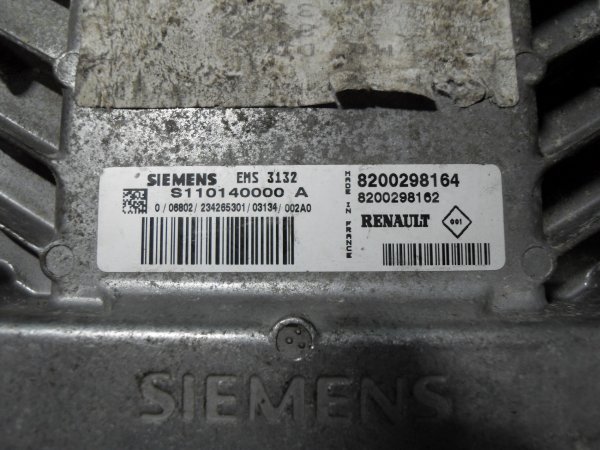 Замена блока управления двигателем Siemens EMS3132 на Renault Kangoo 2006 года выпуска