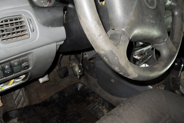 Mazda 323