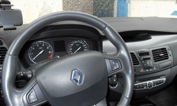 Laguna 3 M4R HITACHI